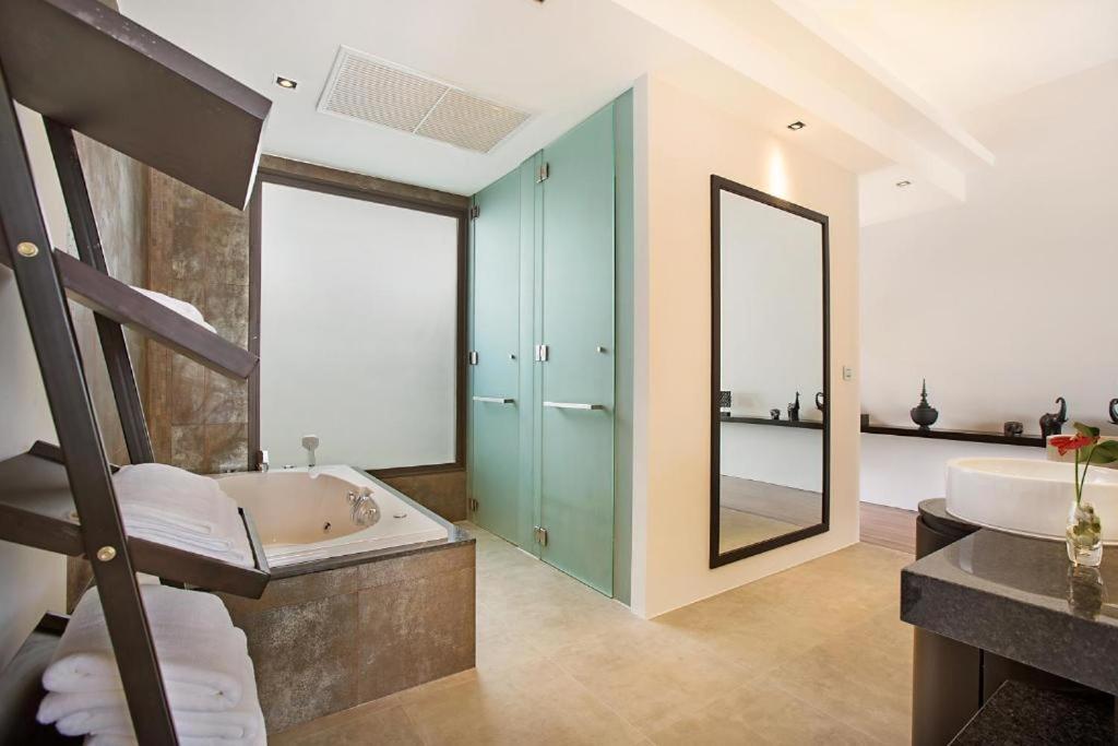 Villa Julia Koh Samui Beach With Cook And Majordome Lamai Beach  ภายนอก รูปภาพ